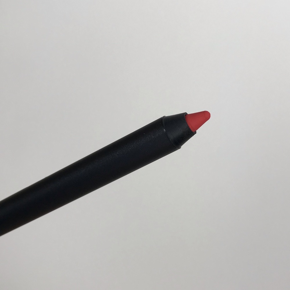 MAC Pro Longwear Lip Pencil (VOLTAGE) BNIB - Picture 4 of 7
